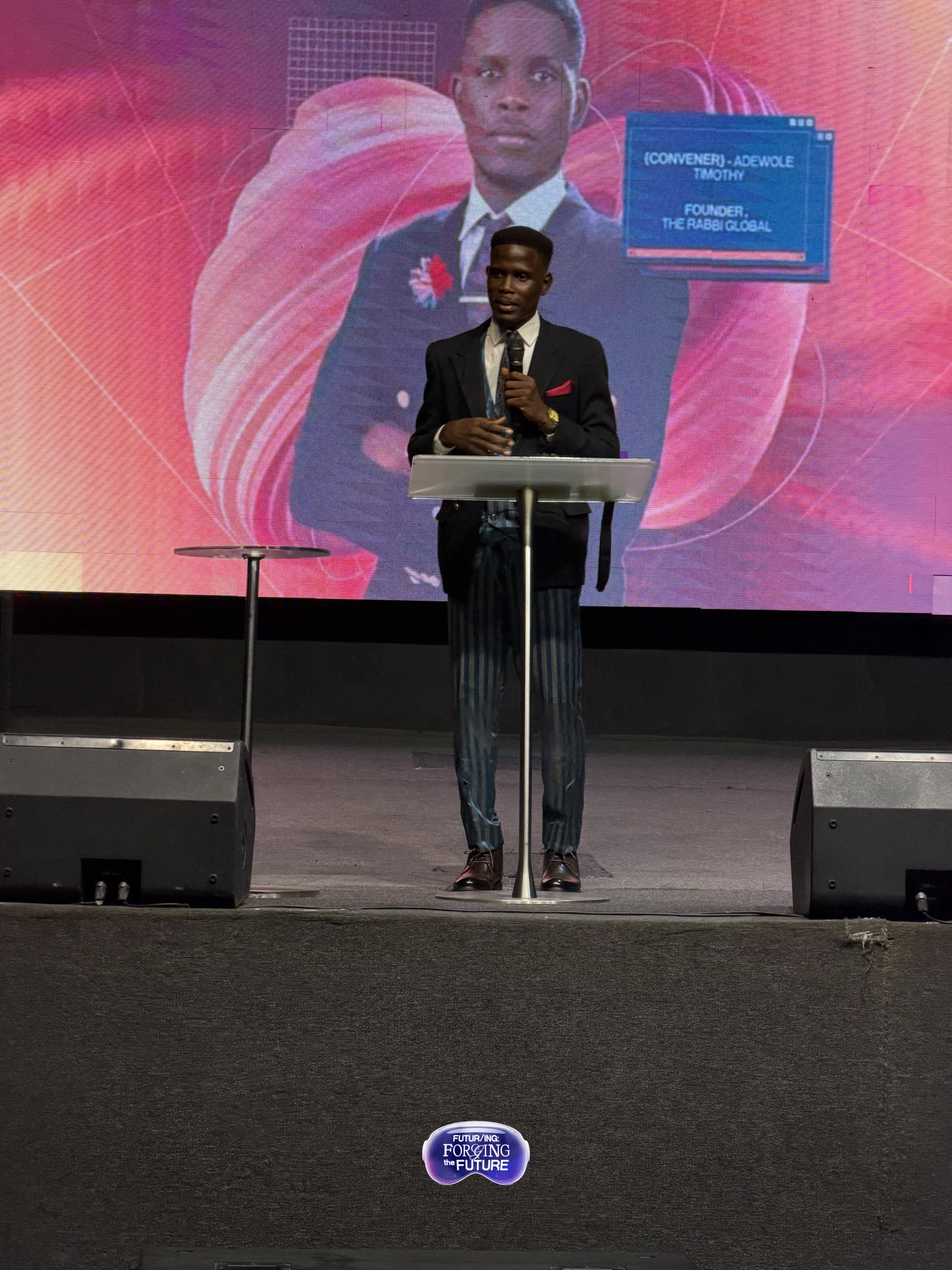Speaking, photo 1